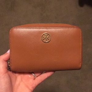 Tory Burch wallet